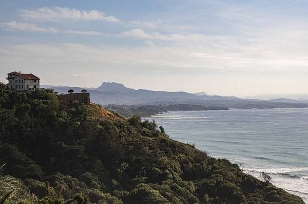 Découvrez le Charme des Hôtels à Bidart, France : Votre Guide Complet pour un Séjour Idyllique