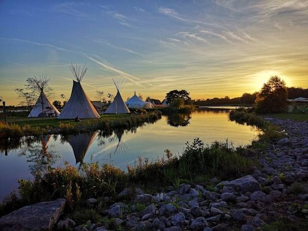 Luxe et nature: guide des campings 4 étoiles en Drôme